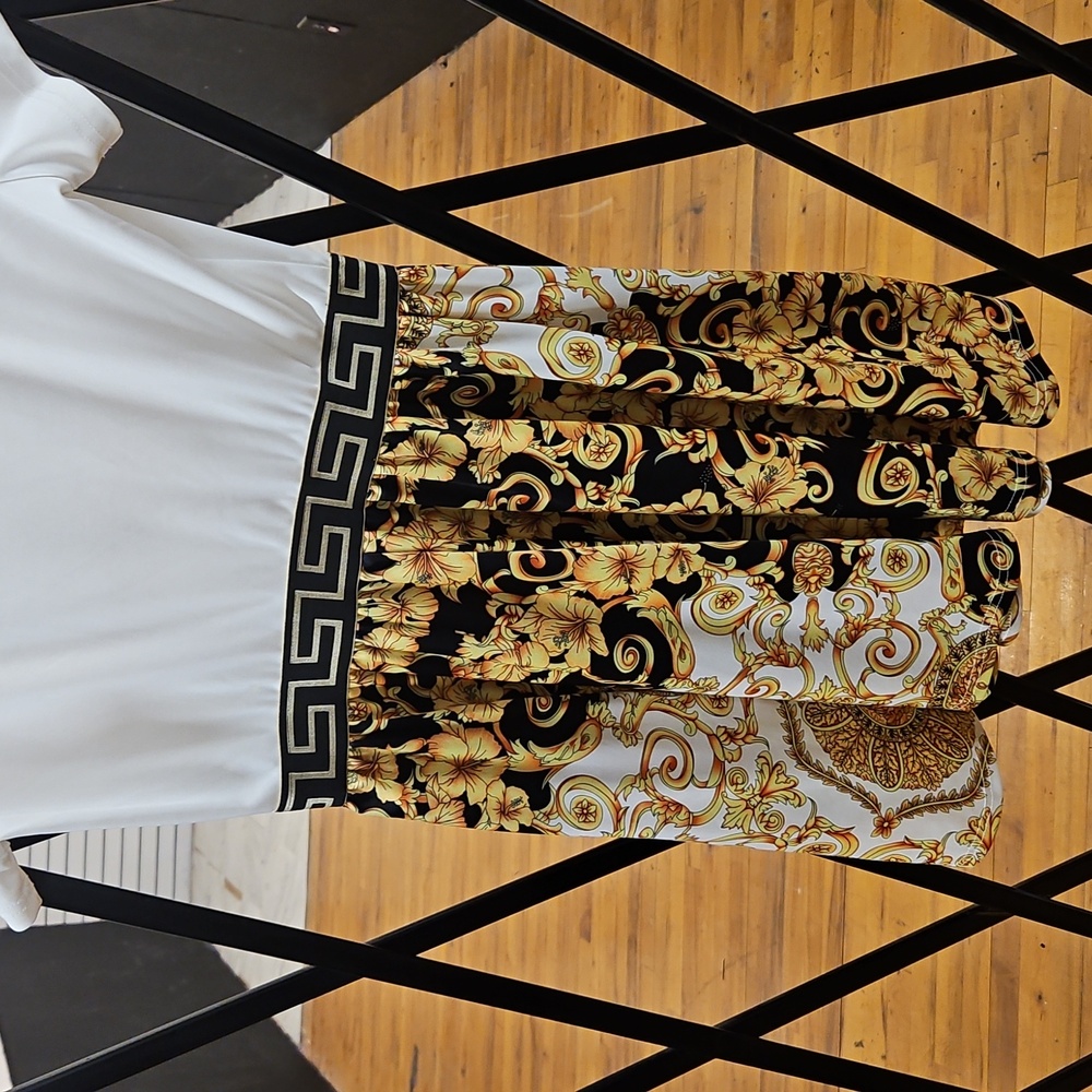 White and Gold Baroque Print Casual Dress with Logo Panel - Picture 4 of 4